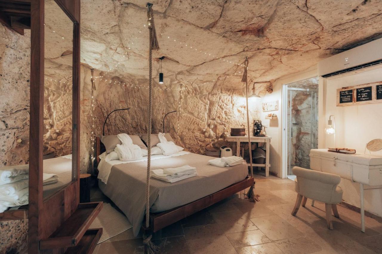مبيت وإفطار أوستوني Grotta Carlotta المظهر الخارجي الصورة