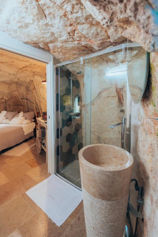مبيت وإفطار أوستوني Grotta Carlotta المظهر الخارجي الصورة